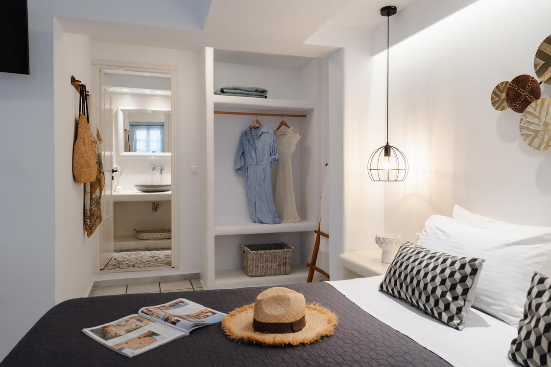 Semi-basement Quadruple Apartment