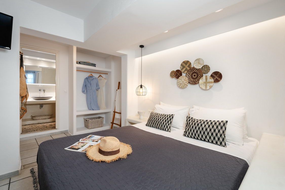 Semi-basement Quadruple Apartment
