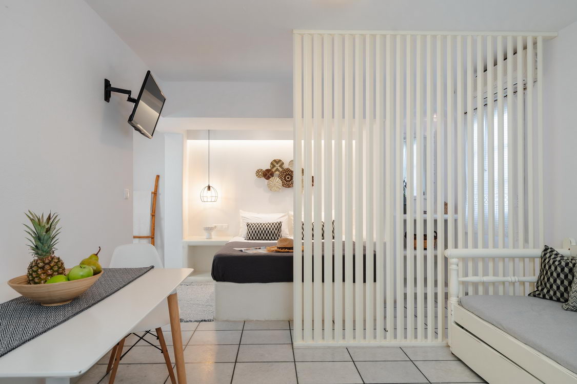 Semi-basement Quadruple Apartment