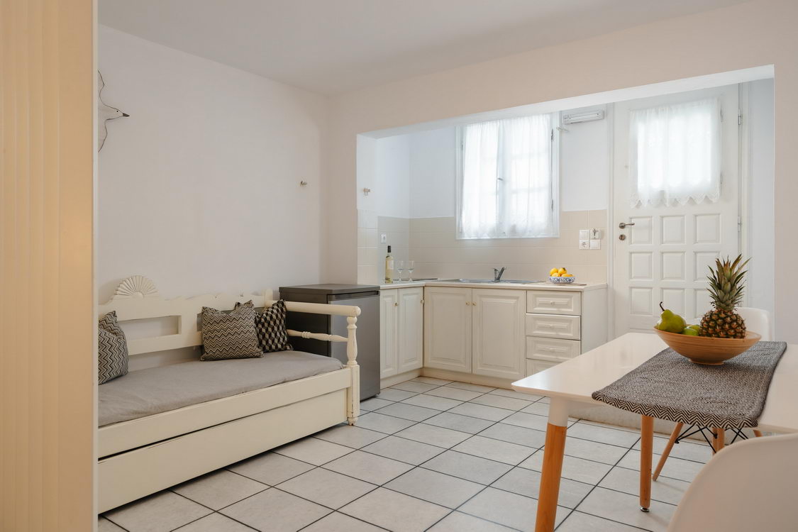 Semi-basement Quadruple Apartment