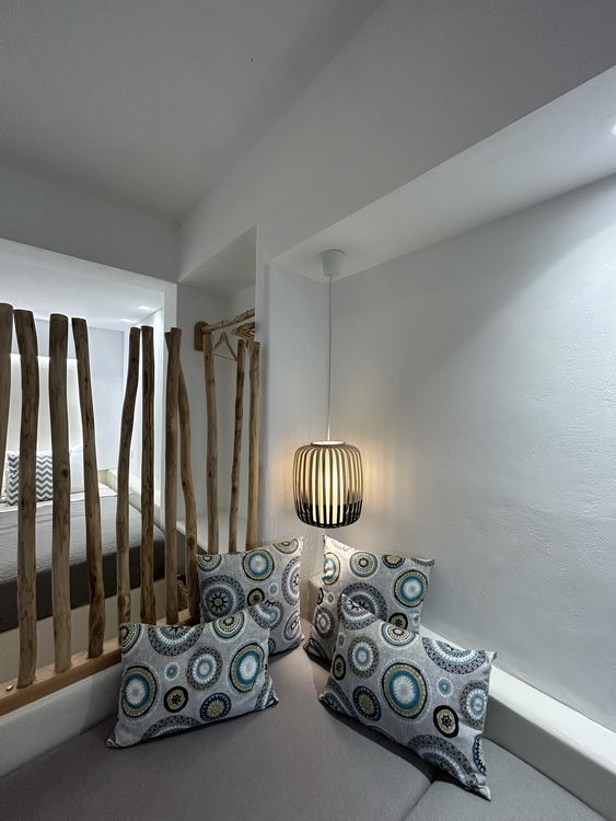 Semibasement Studio with Sofa Bed