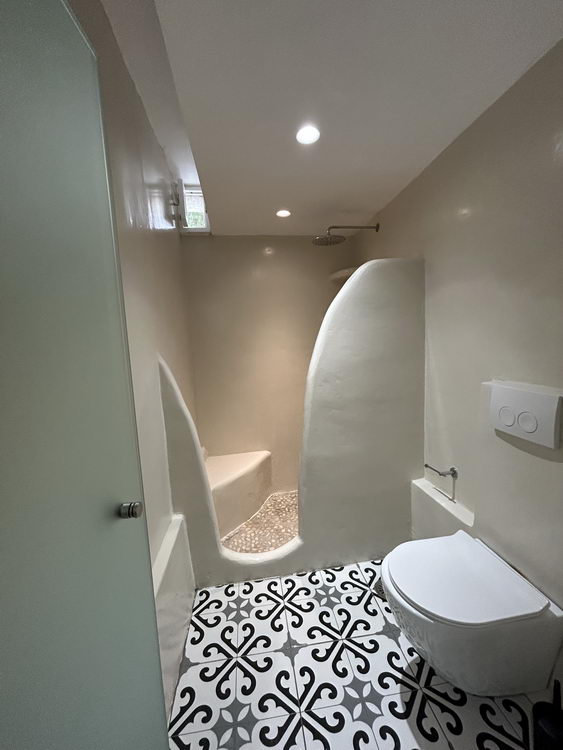 Semibasement Studio with Sofa Bed